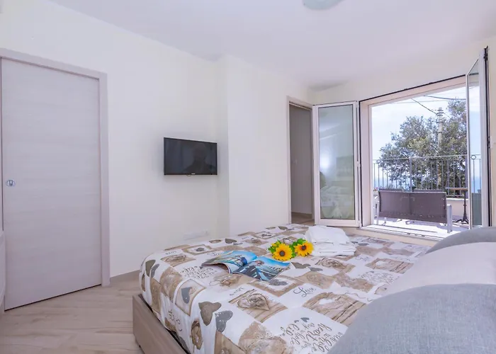 Apartment Serena 1 Amazing Sea View - Happy